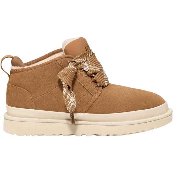 UGG Neumel Ft Chukka charm