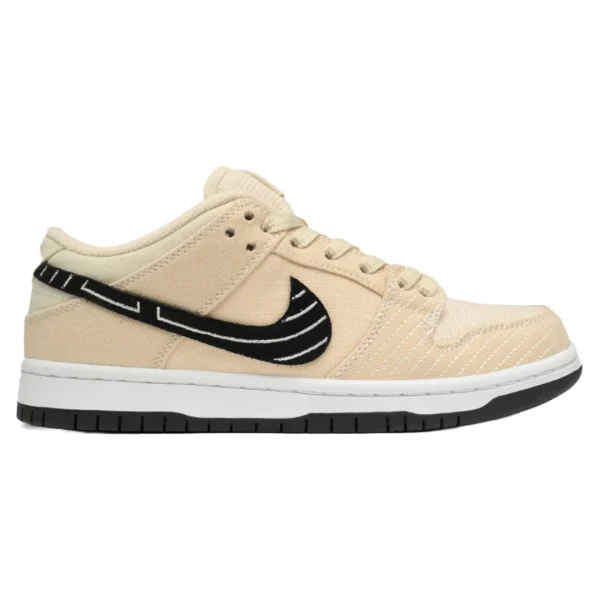 SB Dunk Low Albino & Preto