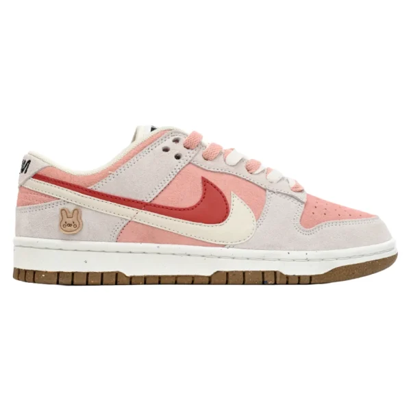 SB Dunk Low Double Swoosh