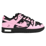 SB Dunk Low Pink And Black