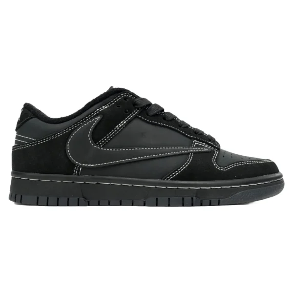 SB Dunk Low Triple Black