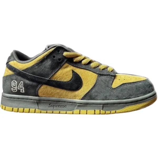The Supreme x SB Dunk Low "Green"